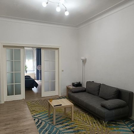 The Brussels-Laken Appartement المظهر الخارجي الصورة